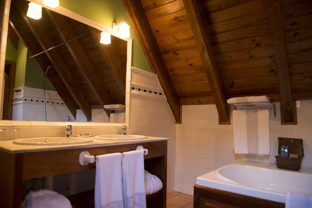 Hotel Chalet Bassibe 바케이라-베렛 외부 사진