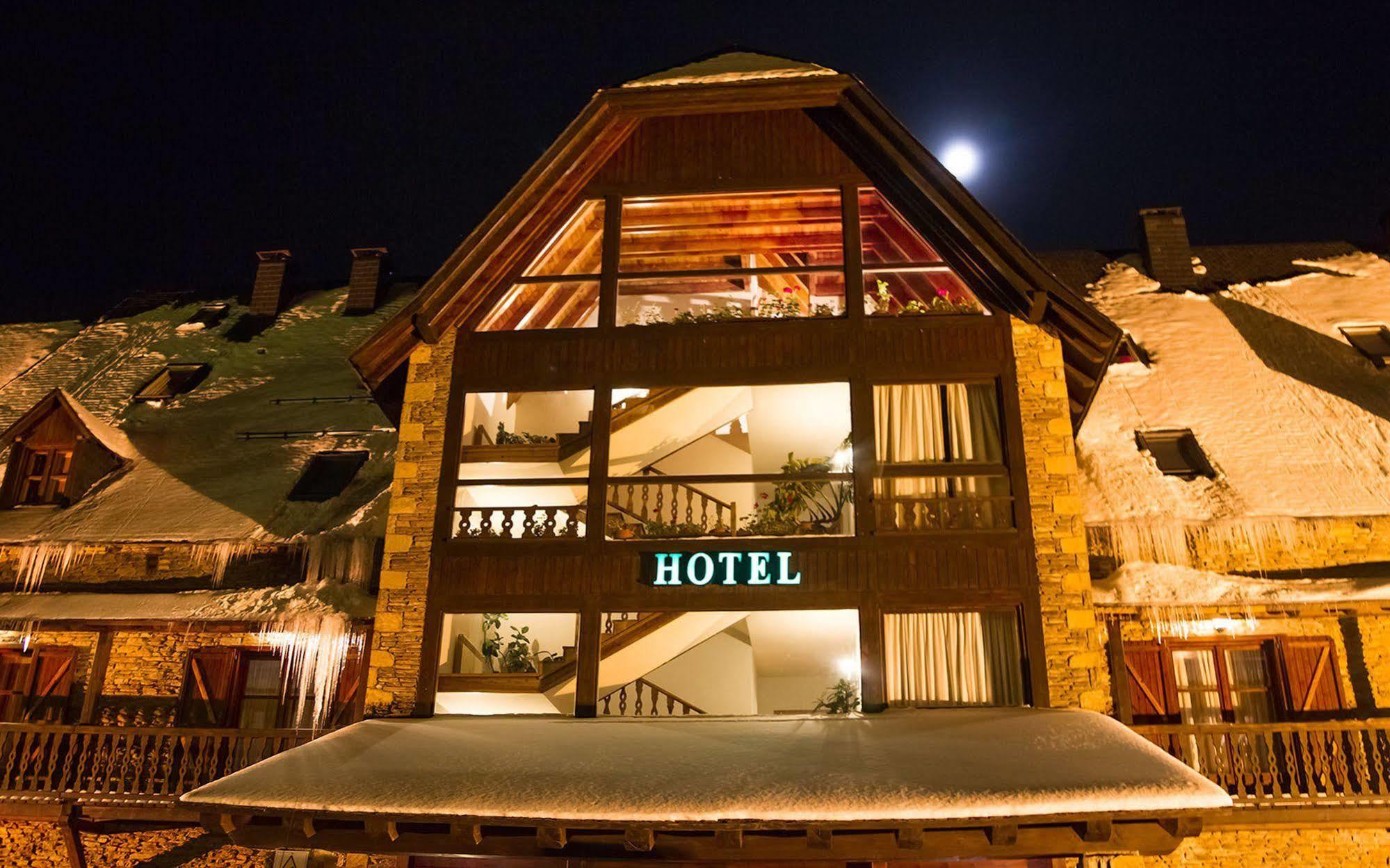 Hotel Chalet Bassibe 바케이라-베렛 외부 사진