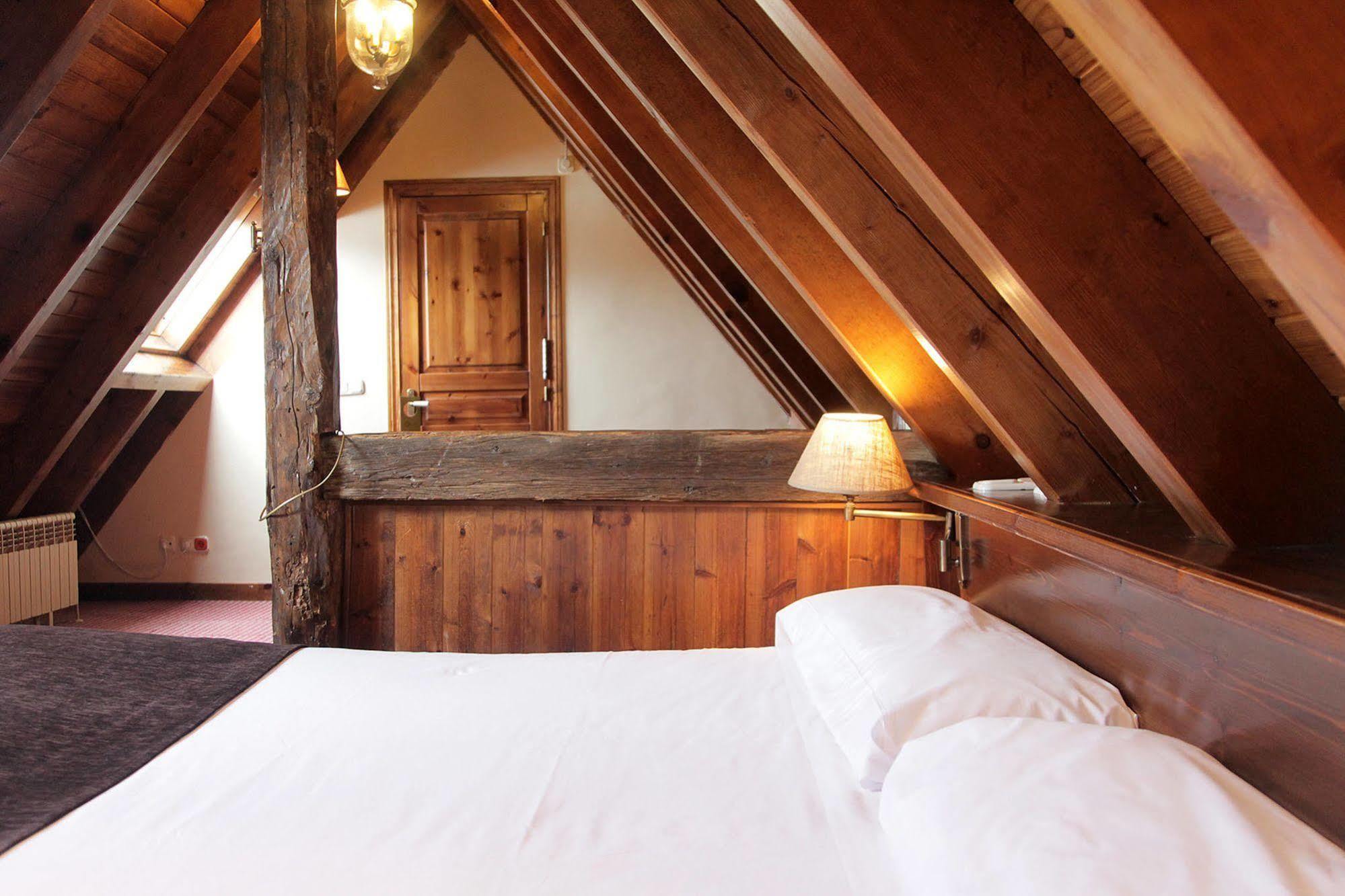 Hotel Chalet Bassibe 바케이라-베렛 외부 사진